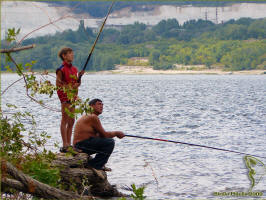 рыбаки-профи: Гриша, Валера